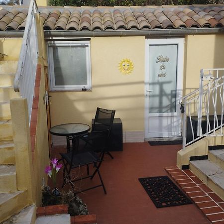 Studio Du Soleil Rez De Jardin Avec Parking Gratuit Vence Extérieur photo